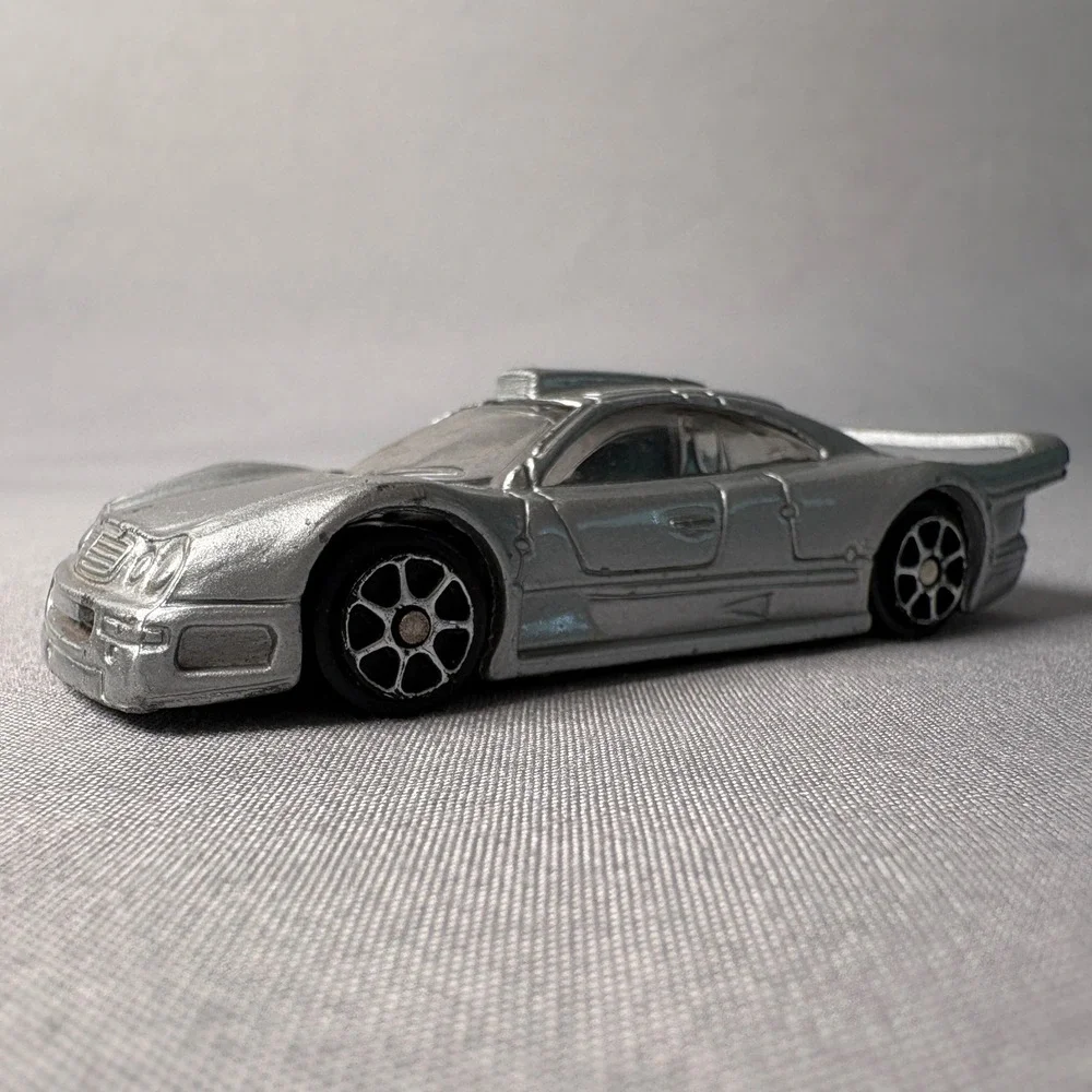 Maisto Mercedes CLK-GTR Street Version Diecast Car Silver AMG 1/64 Scale Toy